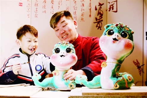 烧制成功,喜提“吉祥物”